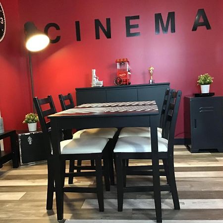 Appartement Cinema Video-Projecteur Et Garage Honfleur Buitenkant foto