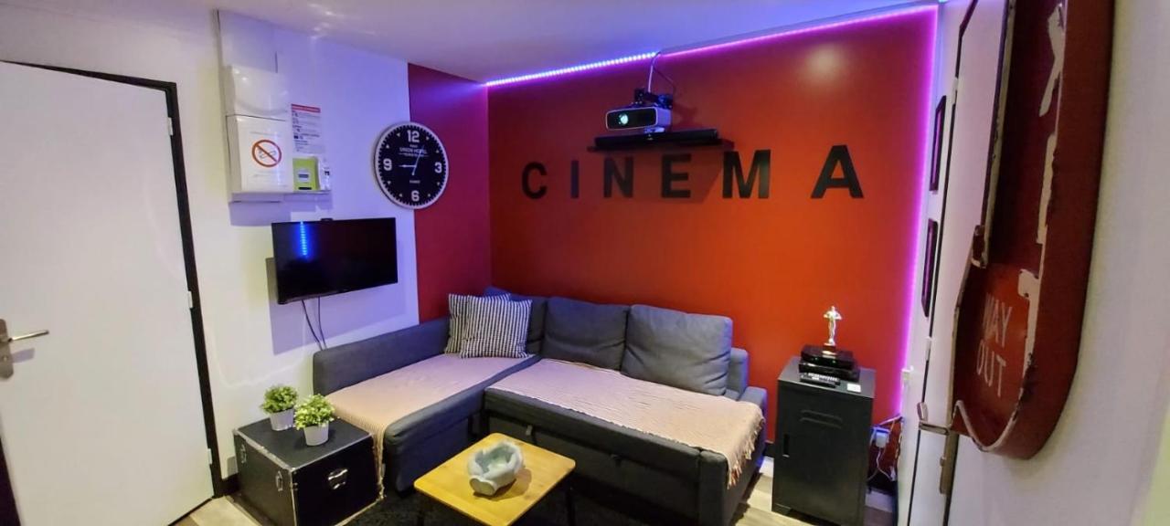 Appartement Cinema Video-Projecteur Et Garage Honfleur Buitenkant foto